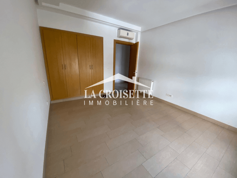 Appartement S+2 à La Soukra