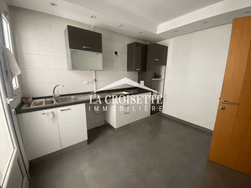 Appartement S+2 à La Soukra