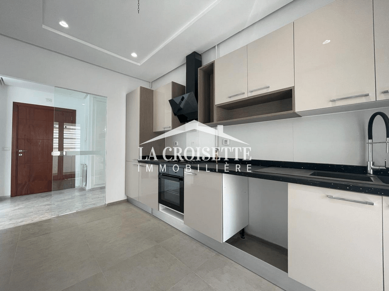 Appartement S+2 à La Soukra