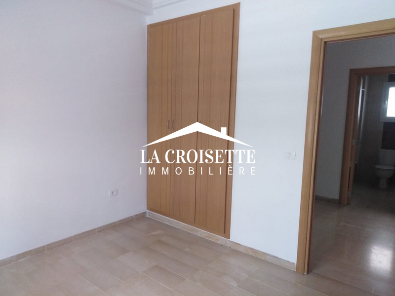 Appartement S+2 à La Soukra