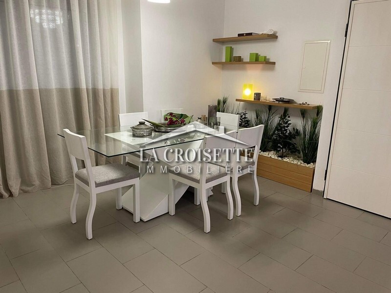 Appartement S+2 avec jardin à Gammarth
