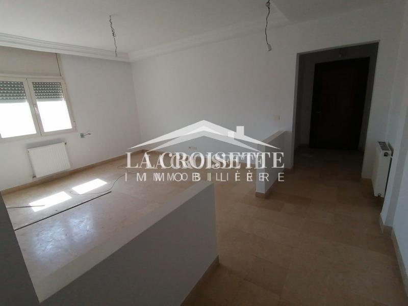 Appartement S+3 à L'aouina