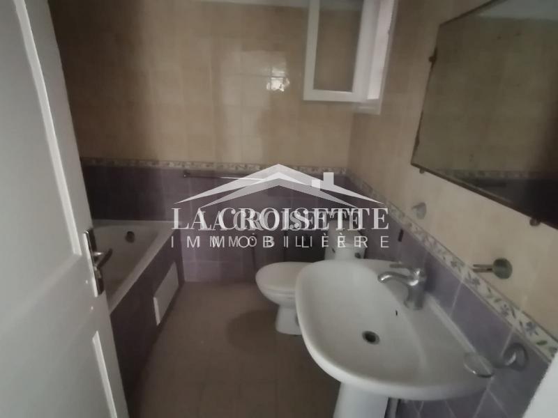 Appartement S+3 à L'aouina
