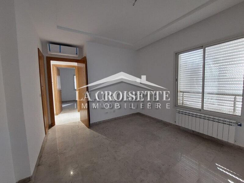 Appartement S+3 à La Soukra