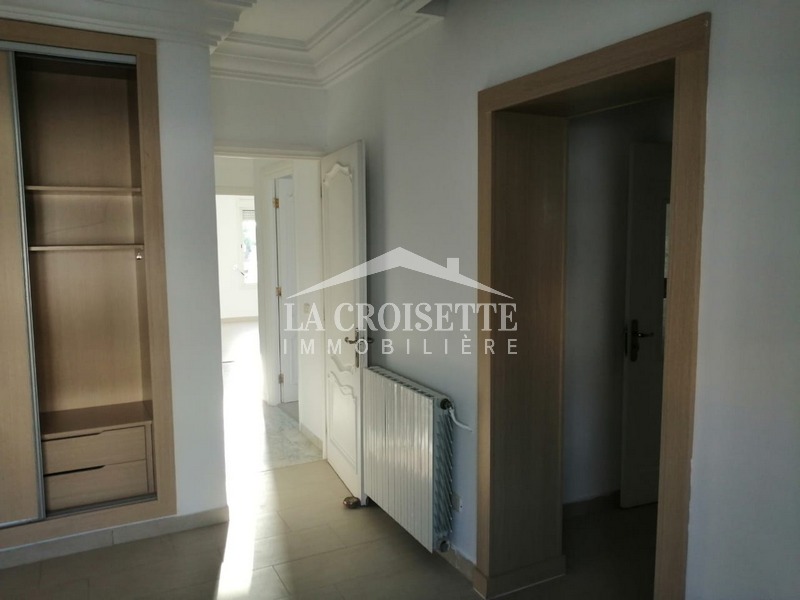 Villa usage bureautique_Les Berges du lac 1