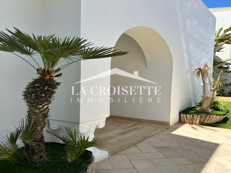 Duplex S+3 vue sur mer à Gammarth