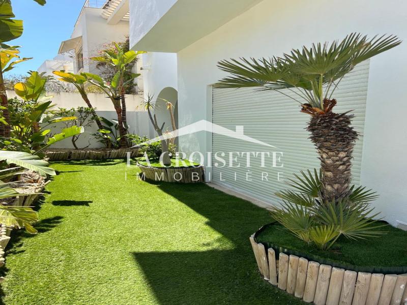 Duplex S+3 vue sur mer à Gammarth