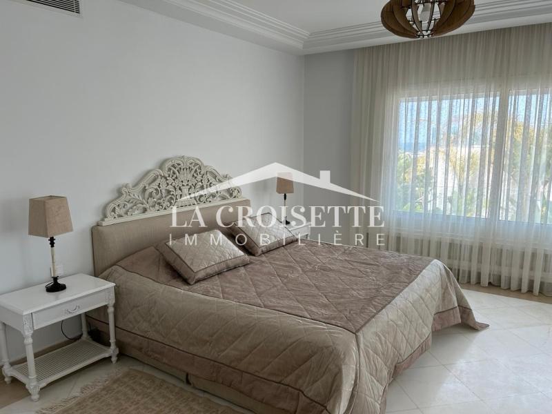 Duplex S+3 vue sur mer à Gammarth