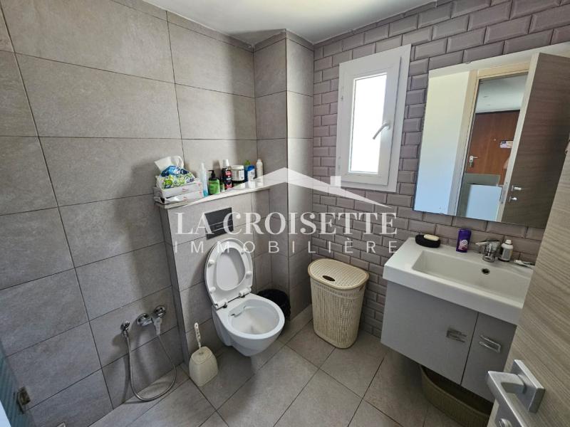 Duplex meublé S+3 avec jardin à La Marsa 