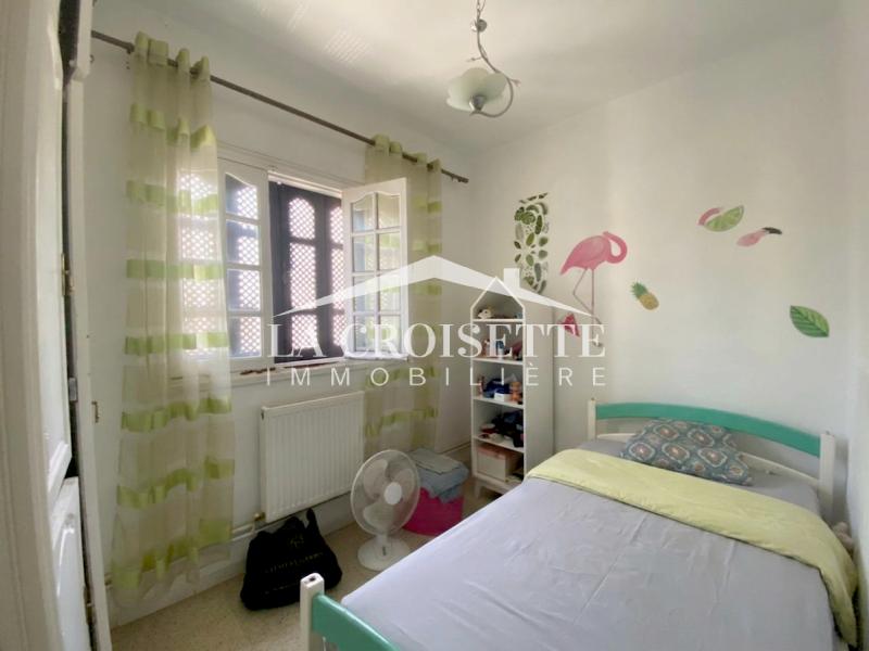 Duplex S+3 meublé à La Marsa