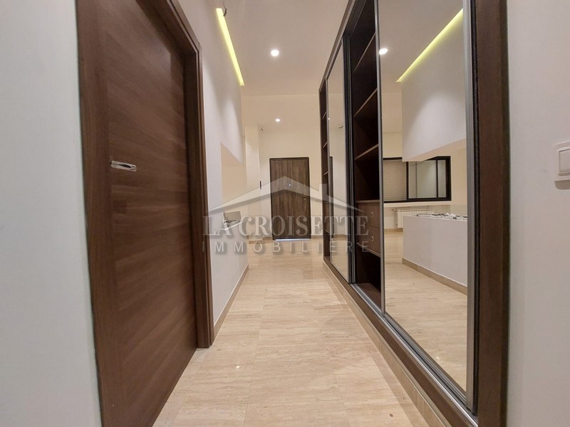 Duplex S+3 avec piscine à La Soukra 