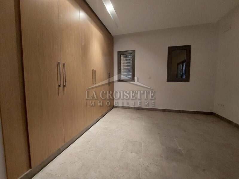 Duplex S+3 avec piscine à Gammarth