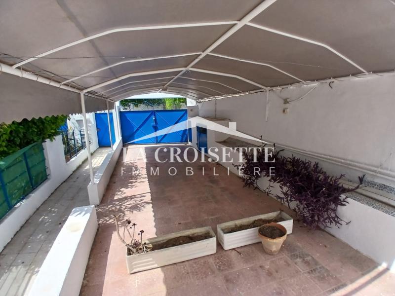 Duplex meublé S+3 avec terrasse à La Marsa