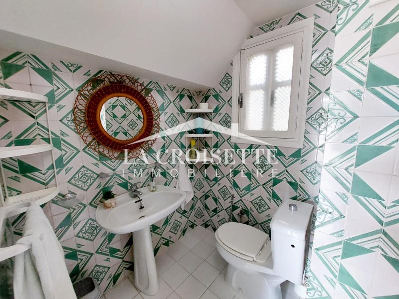 Duplex S+4 avec jardin à La Marsa