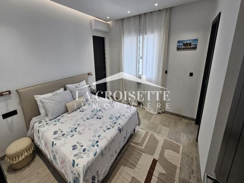 Duplex S+3 avec terrasse aux Jardins de Carthage 