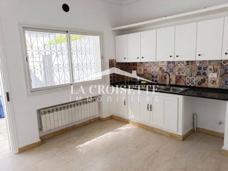 Duplex S+3 avec piscine à Gammarth