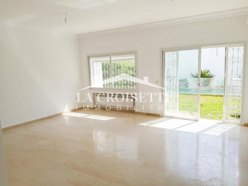 Duplex S+3 avec piscine à Gammarth