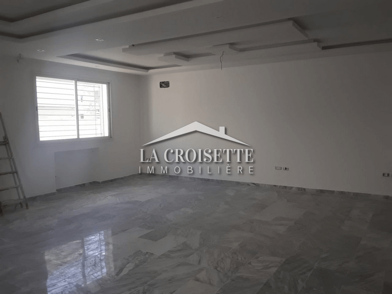 Duplex S+3 avec jardin à La Soukra 