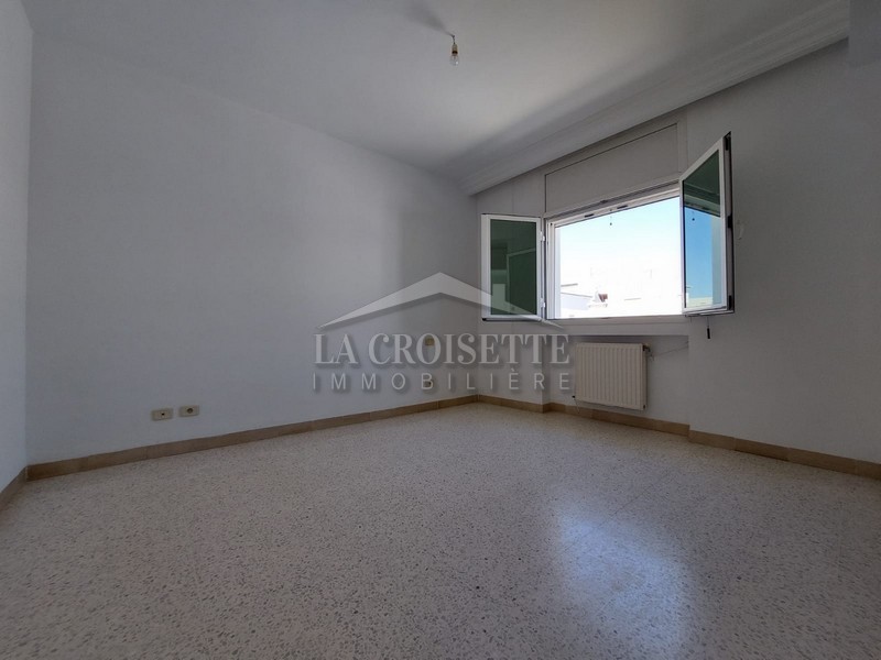 Duplex S+3 à Ain Zaghouan 