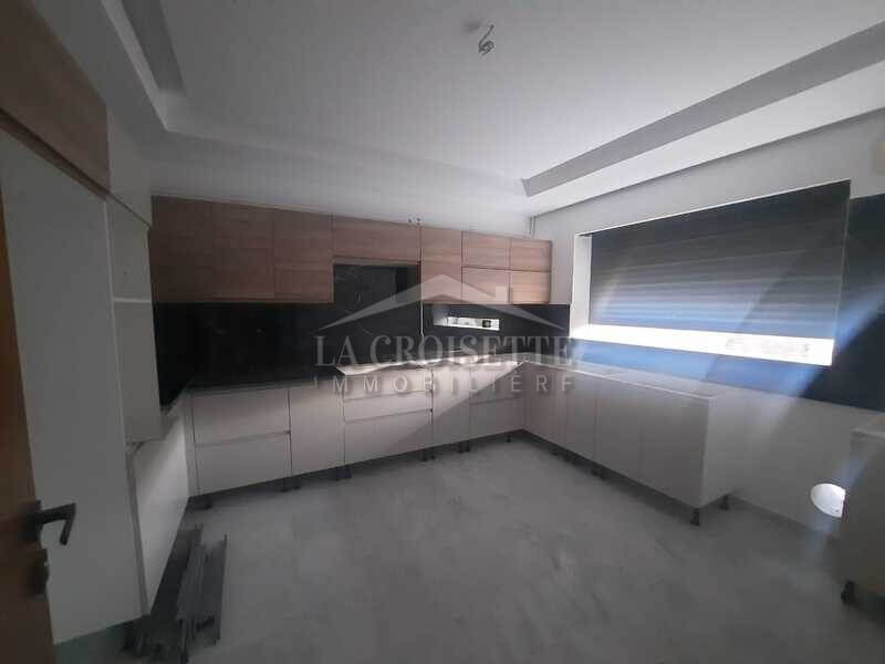 Duplex S+3 avec piscine à Sidi Daoud La Marsa