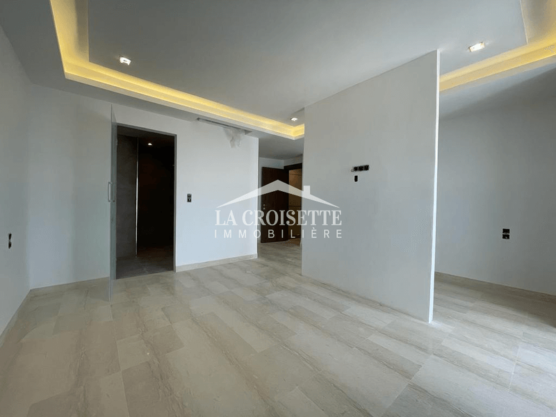 Duplex S+4 avec terrasse et piscine à Ain Zaghouan Nord