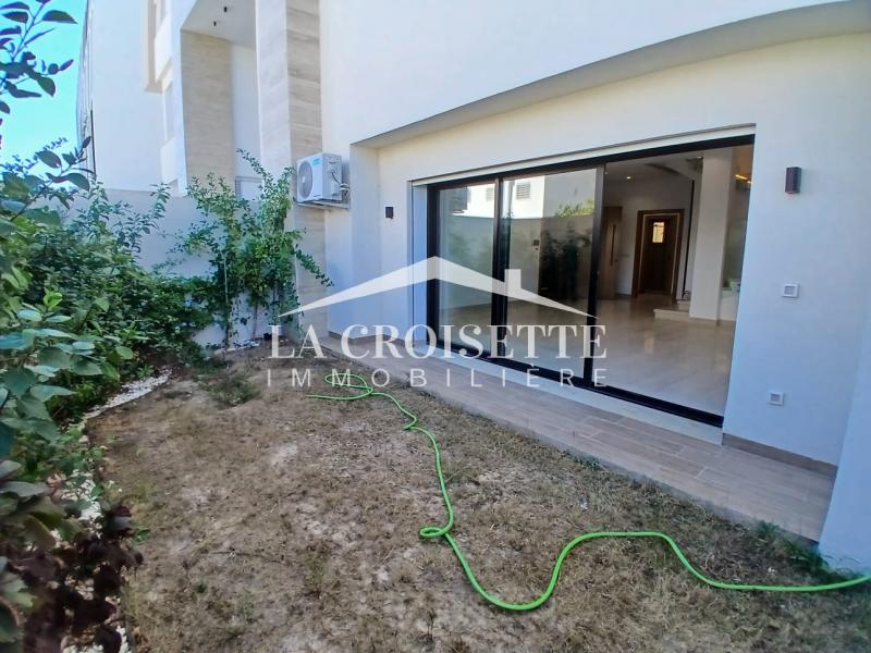 Duplex S+4 avec jardin aux Jardins de Carthage