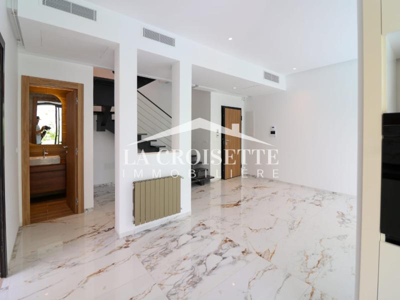 Duplex S+2 avec Jardin et piscine aux Jardins de Carthage 