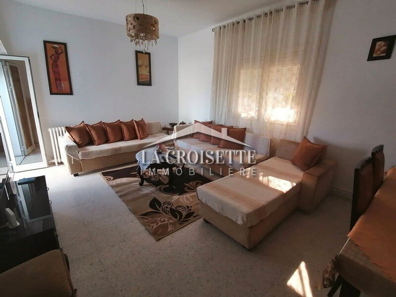 Joli étage de villa meublé à La Marsa