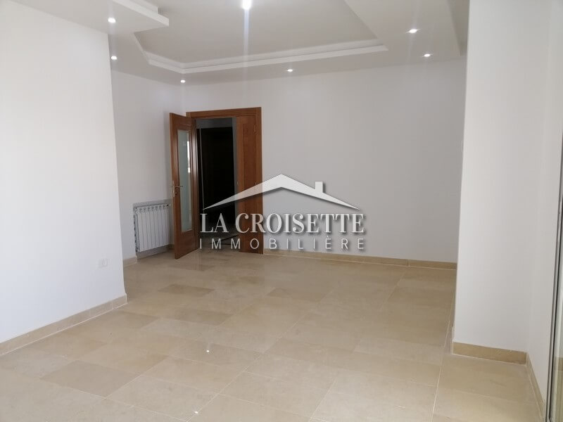 Etage de villa S+3 à La Marsa 