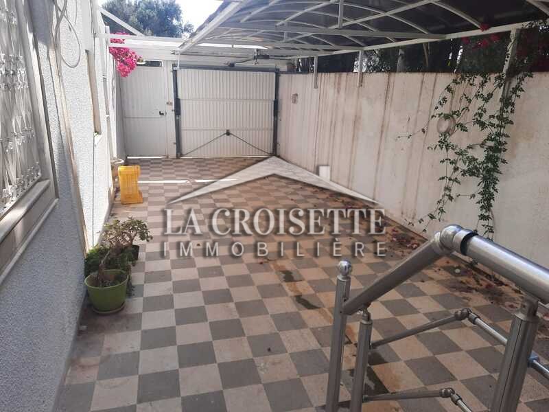 Étage de villa S+4 à La Marsa