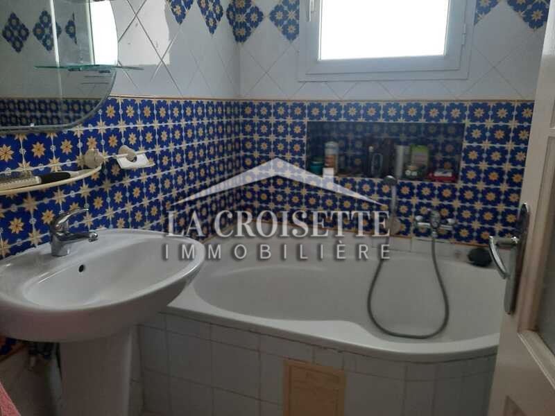 Étage de villa S+4 à La Marsa