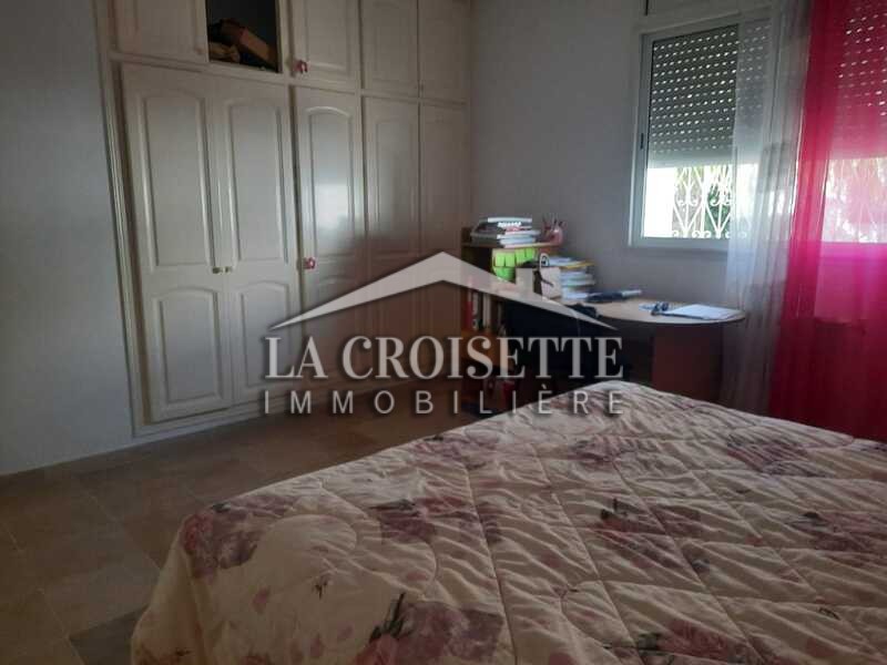 Étage de villa S+4 à La Marsa