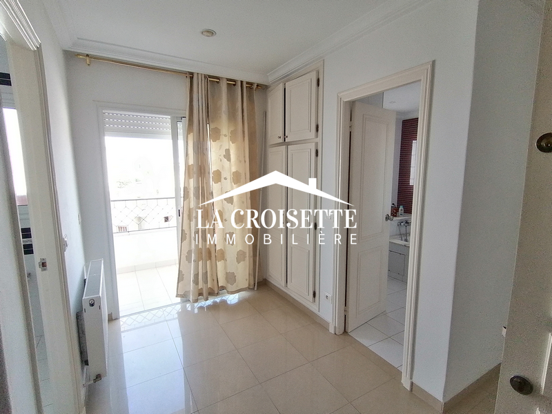 Etage de villa S+3 à Ain Zaghouan Sud 