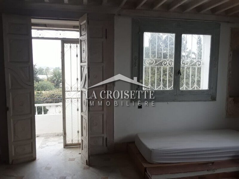 Etage de villa S+1 à La Soukra 