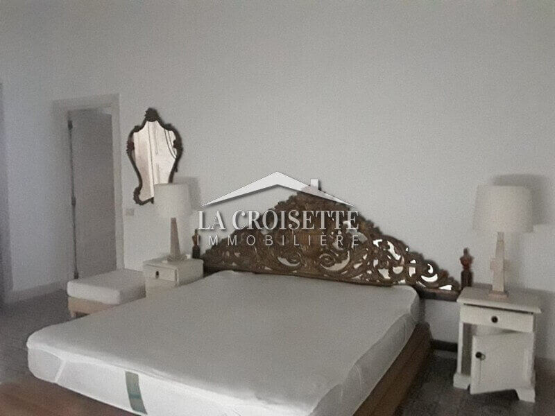 Etage de villa S+3 meublé à La Soukra 