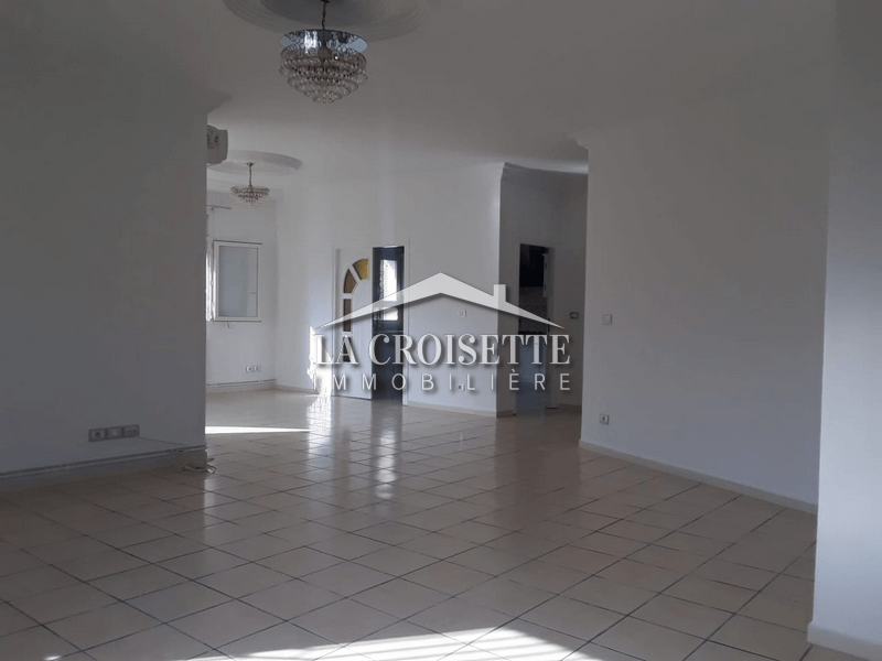 Etage de villa S+3 à Sidi Daoued 