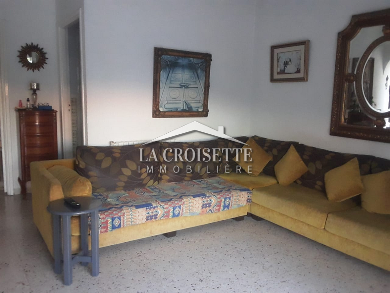 Etage de villa S+3 à La Marsa