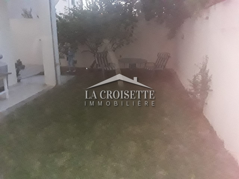 Etage de villa meublé S+3 à La Marsa