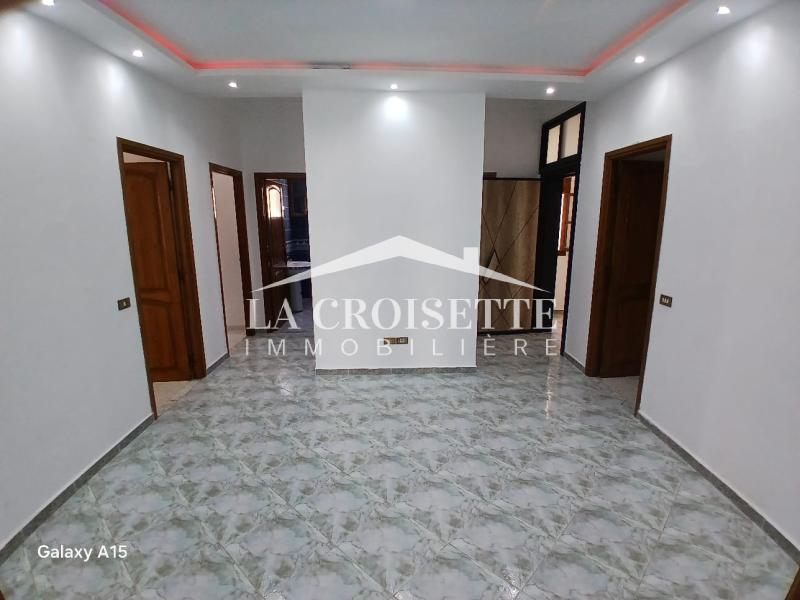 Etage de villa S+2 à La Marsa