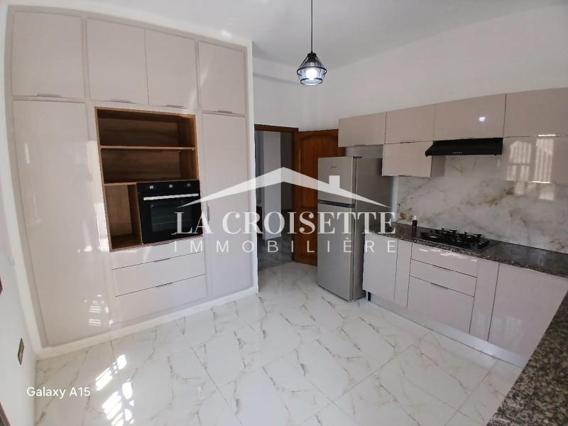 Etage de villa S+2 à La Marsa