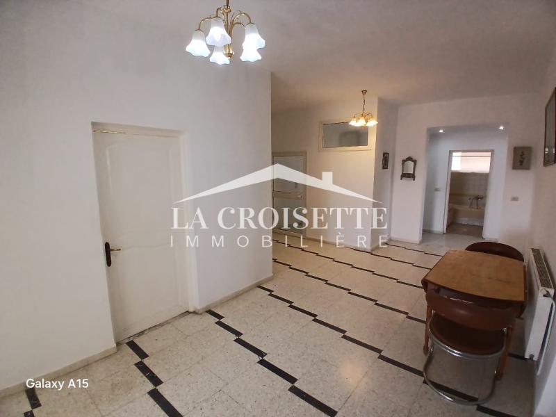 Etage de villa S+5 à La Marsa 