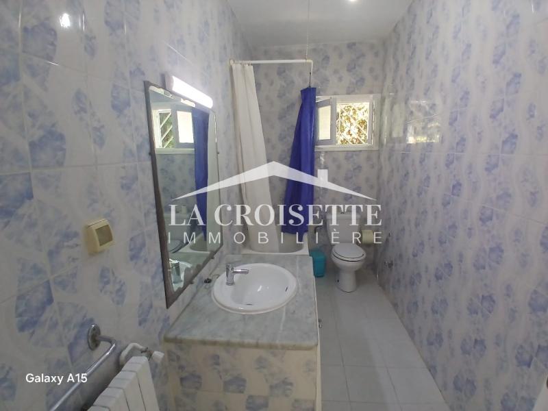 Etage de villa S+4 à La Marsa