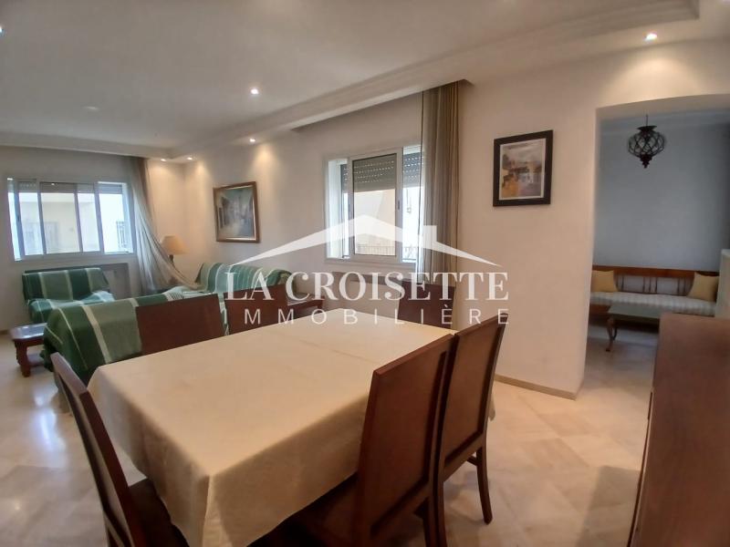 Étage de villa meublé S+3 à La Marsa