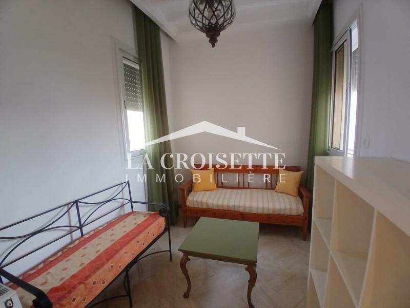 Étage de villa meublé S+3 à La Marsa