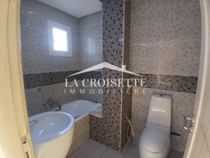 Étage de villa S+3 à La Soukra