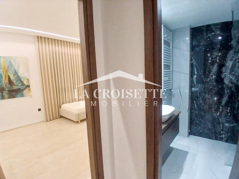 Penthouse S+4 meublé aux Jardins de Carthage