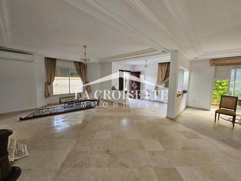 Rez-de-chaussée de villa s+2 avec jardin à Ain Zaghouan Nord