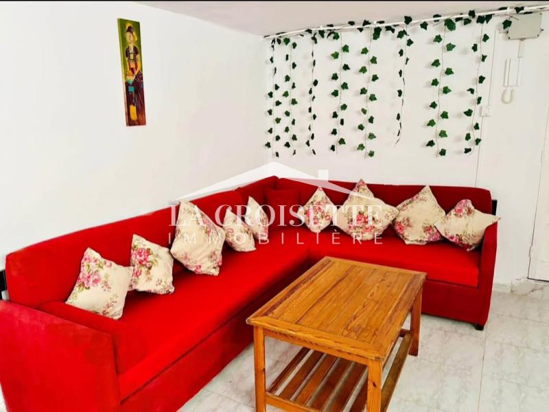 Rez-de-jardin de villa S+2 meublé à La Marsa