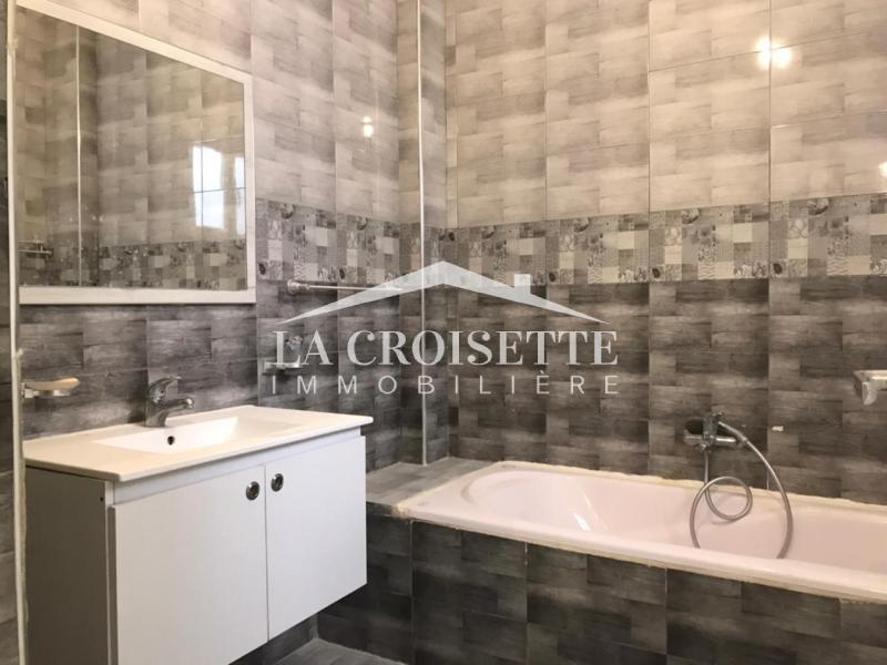 Rez-de-chaussée de villa S+3 à La Marsa