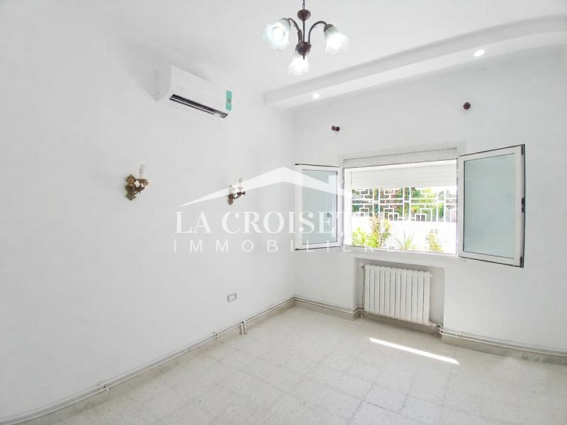 Rez-de-chaussée de villa S+3 à La Marsa